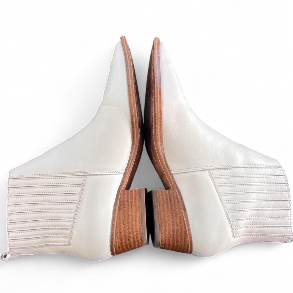 Marc Fisher LTD White Cowboy Booties Leather size 7.5 - Picture 2 of 8